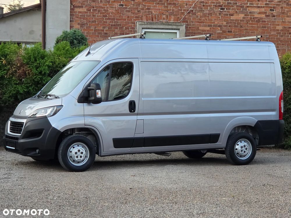 Peugeot Boxer 3-osobowy L2H2 średniak MAŁY PRZEBIEG - 3