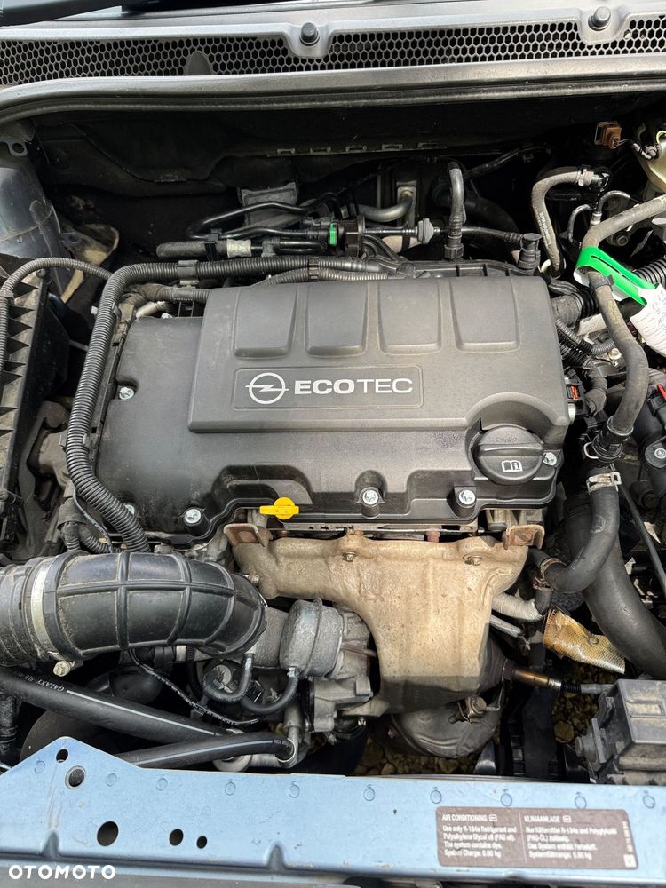Opel Astra 1.4 Turbo Sport - 33