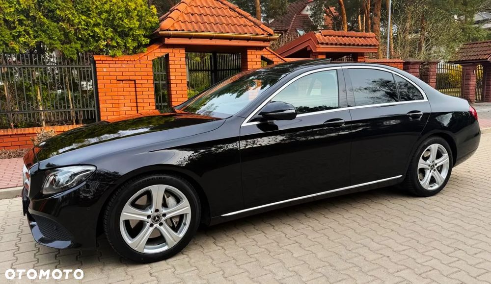 Mercedes-Benz Klasa E 350 BlueTEC 9G-TRONIC Edition - 19