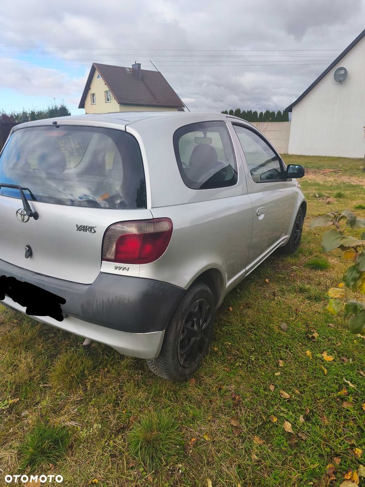 Toyota Yaris 2002 photo 5
