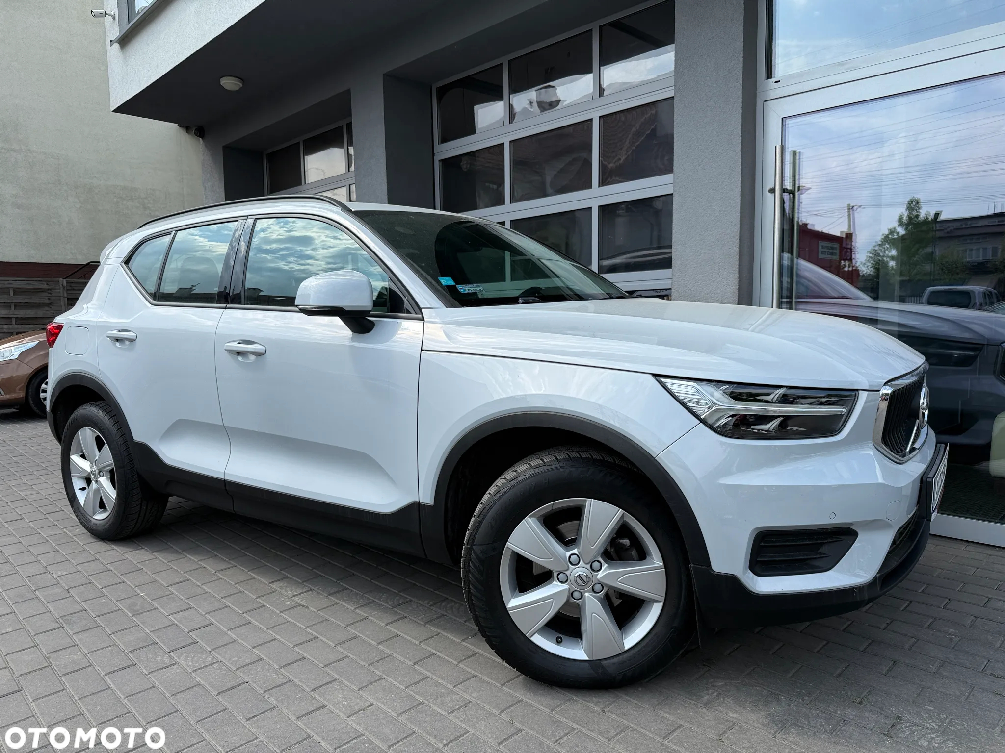 Volvo XC 40 T3 Momentum Pro - 20