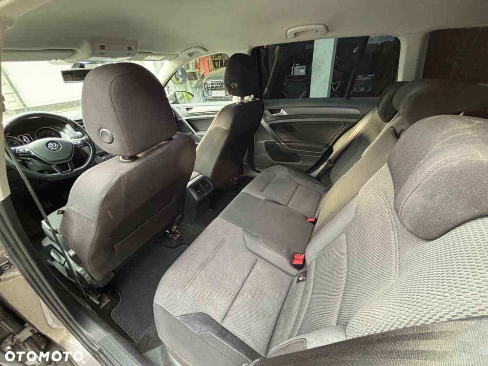 Volkswagen Golf 1.2 TSI BMT Trendline - 12