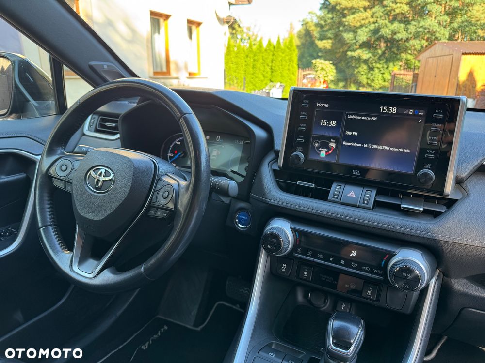 Toyota RAV4 - 24