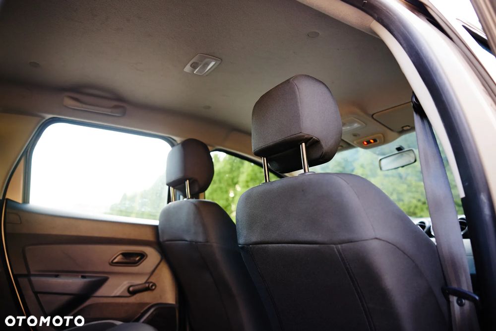 Dacia Duster 1.6 SCe Access - 29
