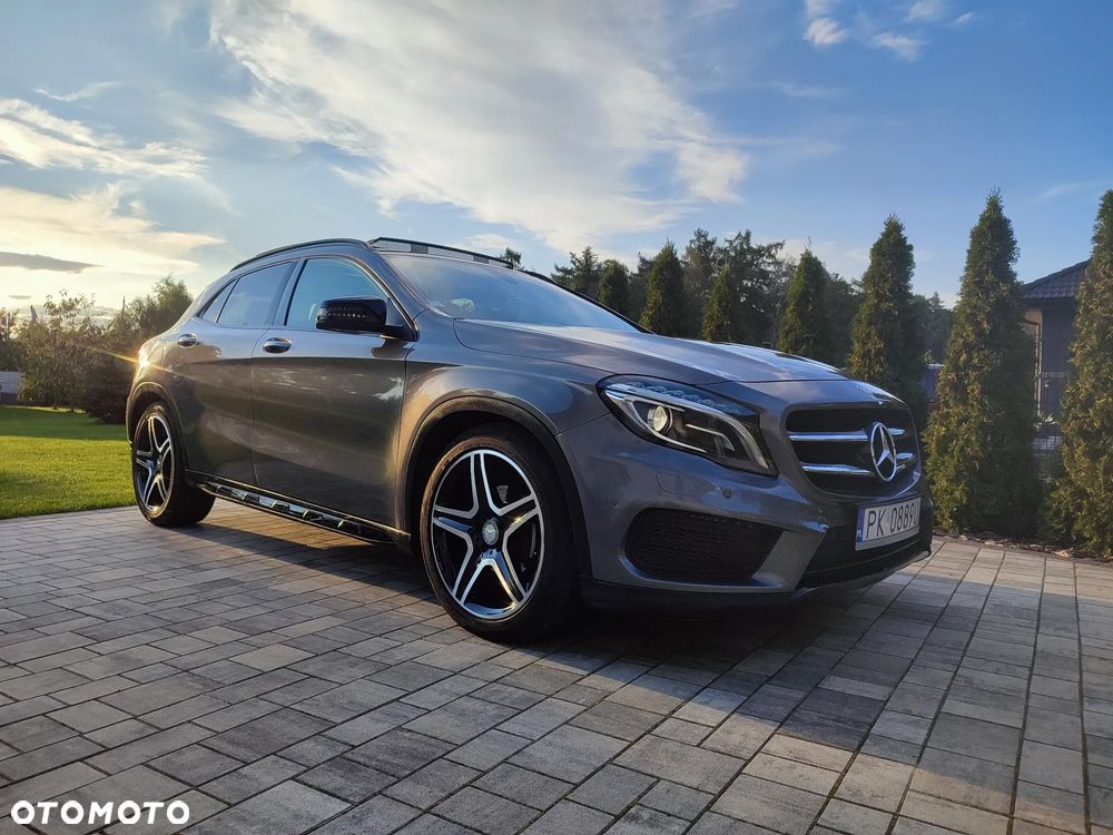 Mercedes-Benz GLA 180 d 7G-DCT AMG Line - 9