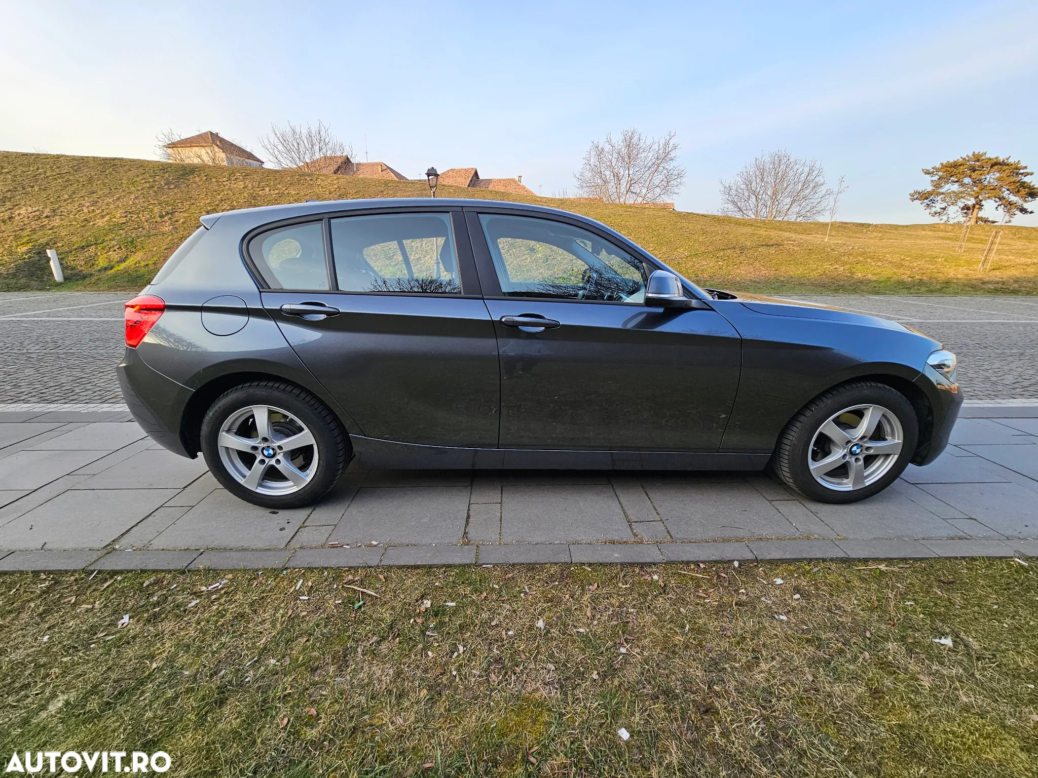 BMW Seria 1 118d Edition Metropolitan - 13
