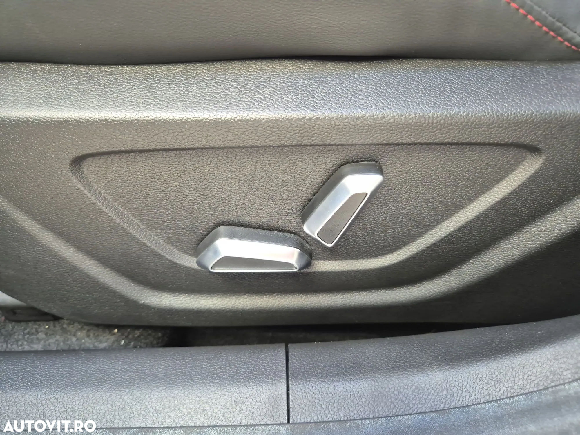 Geely Coolray - 16
