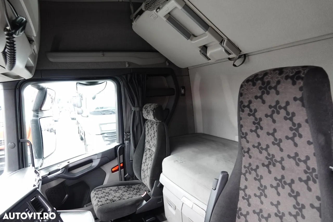 Scania R 410 / 6x2 / PERDEA - 7,8 m / SOLO / ACOPERȘ RIALAT / CONTRACTUL DE SERVICE - 26
