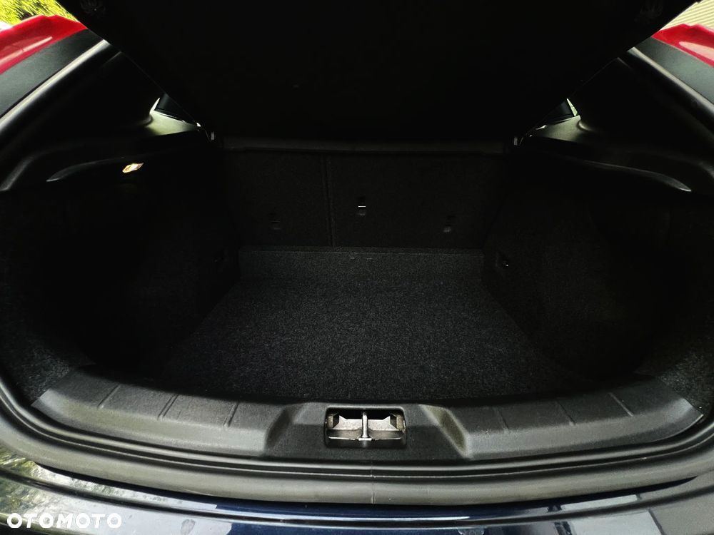 Volvo V40 D2 Drive-E Momentum - 36