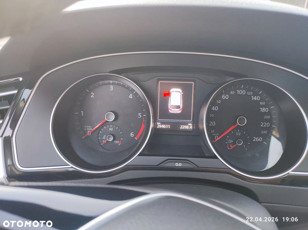 Volkswagen Passat 2.0 TDI BMT Highline - 18