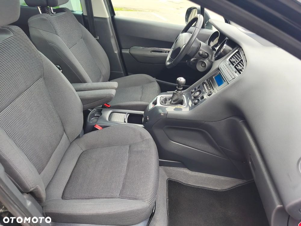 Peugeot 5008 - 33