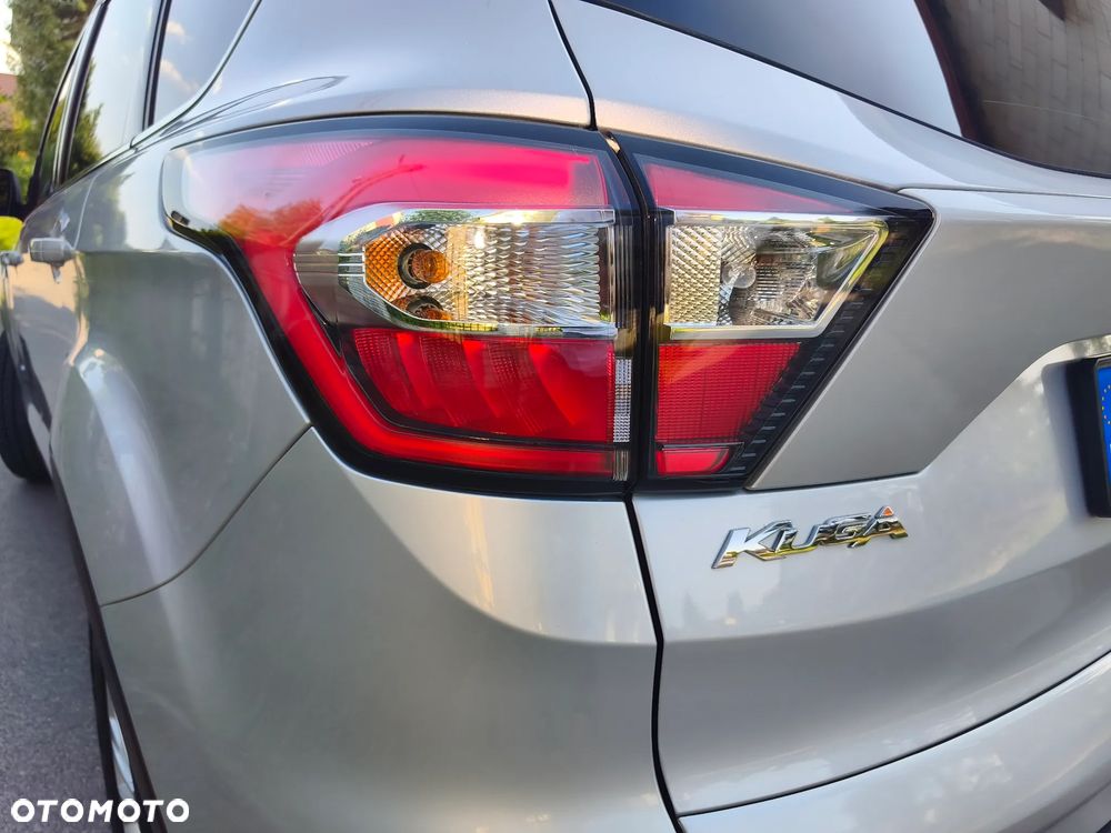 Ford Kuga 2.0 TDCi 4x4 Titanium - 33