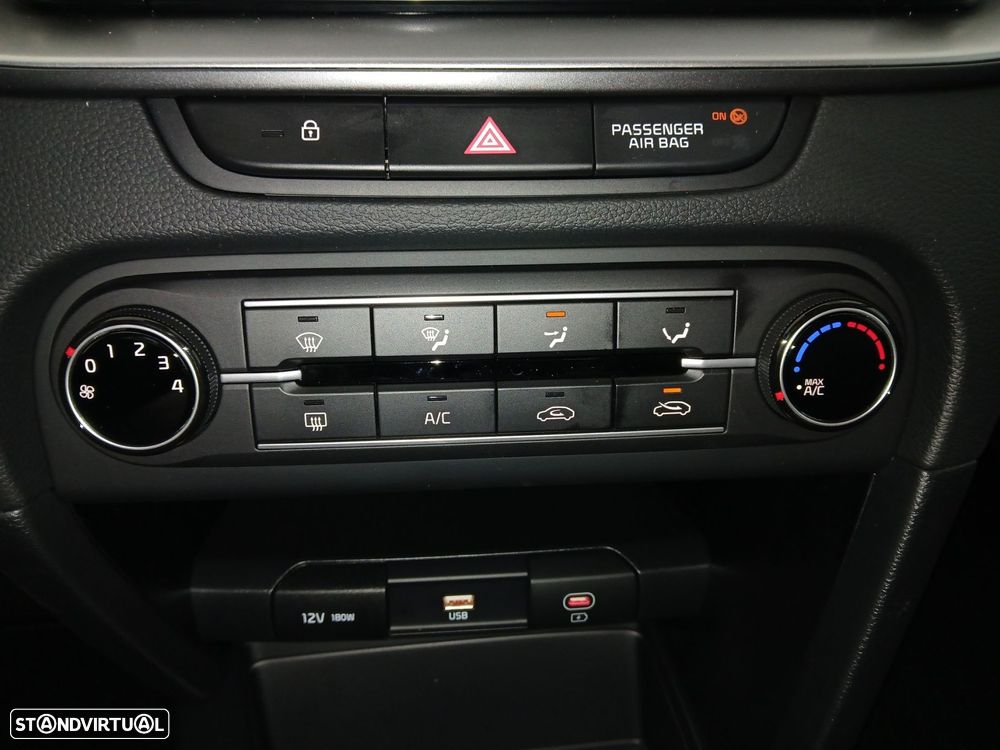 Kia XCeed 1.0 T-GDI Dynamic - 10