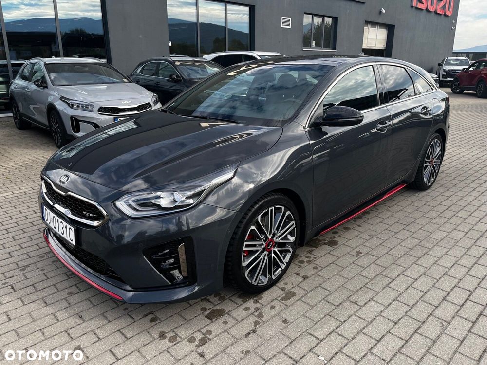 Kia Procee'd