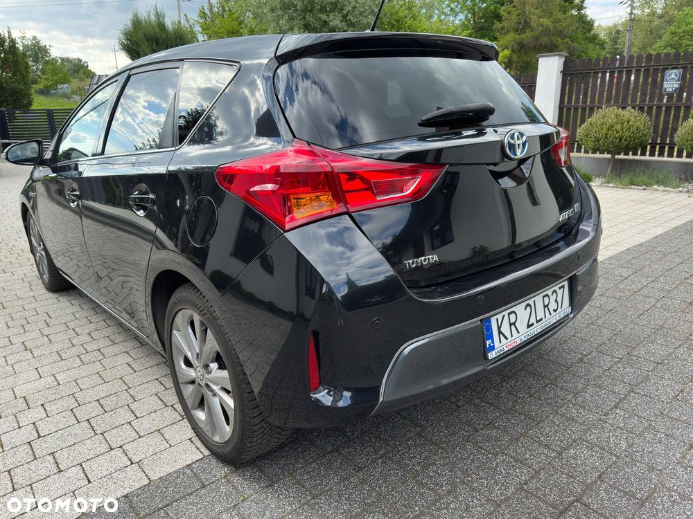 Toyota Auris 1.8 HSD Luna - 14