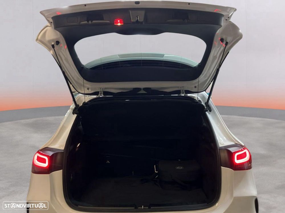 Mercedes-Benz GLA 250 - 15