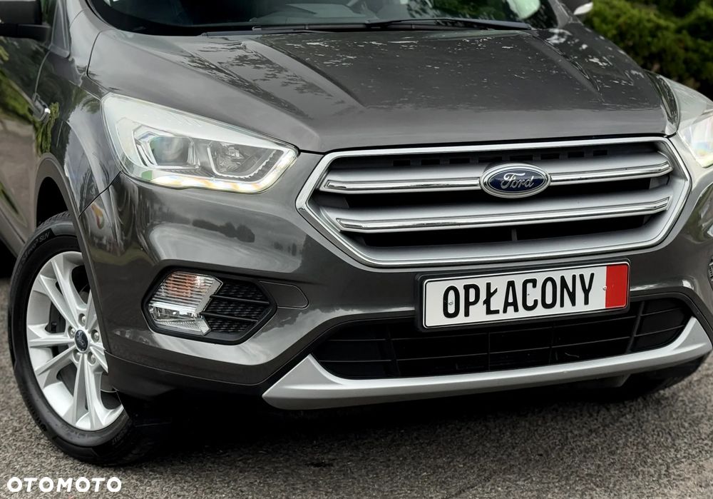 Ford Kuga 1.5 EcoBoost 2x4 Titanium - 10