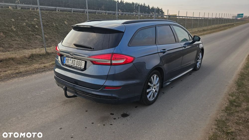 Ford Mondeo - 9