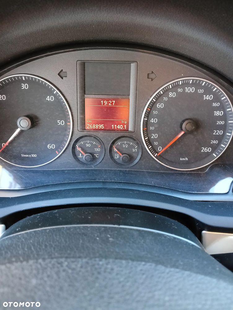 Volkswagen Golf 1.9 TDI Trendline - 22