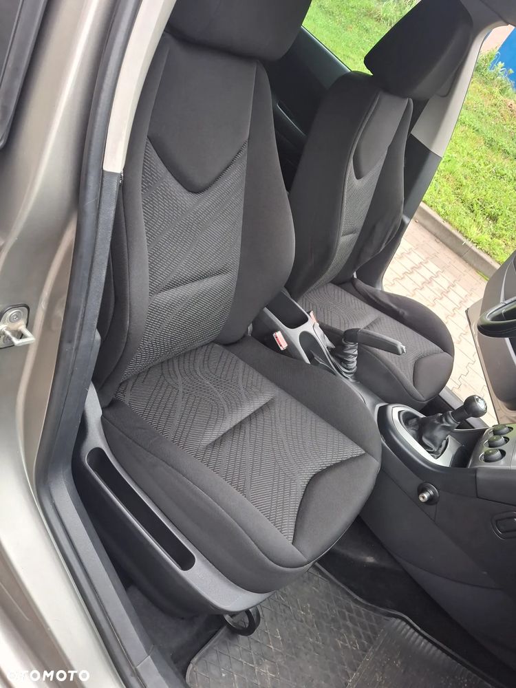 Peugeot 308 - 16
