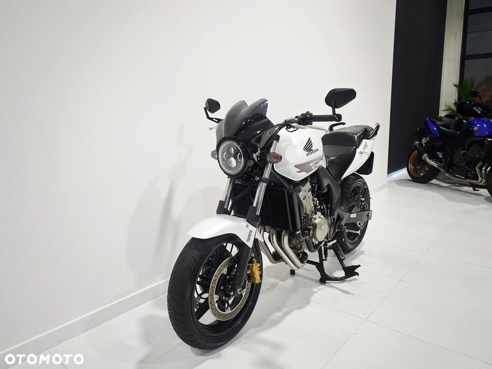 Honda CBF - 10