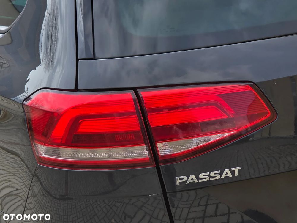 Volkswagen Passat 2.0 TDI (BlueMotion Technology) Trendline - 16