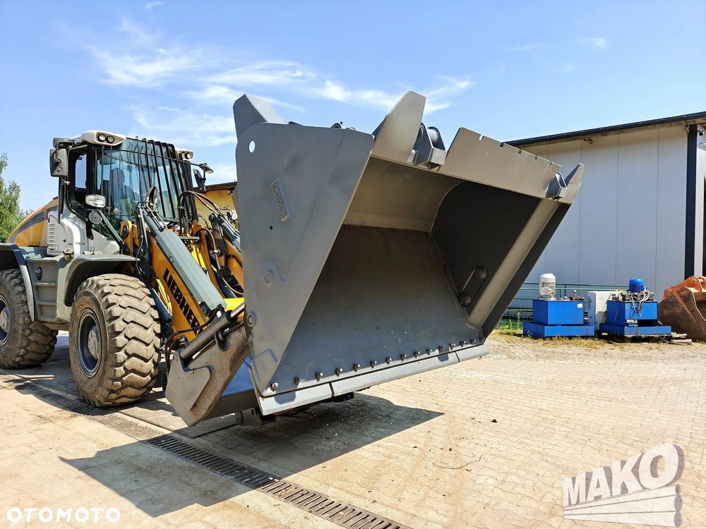 Liebherr L546 - 10