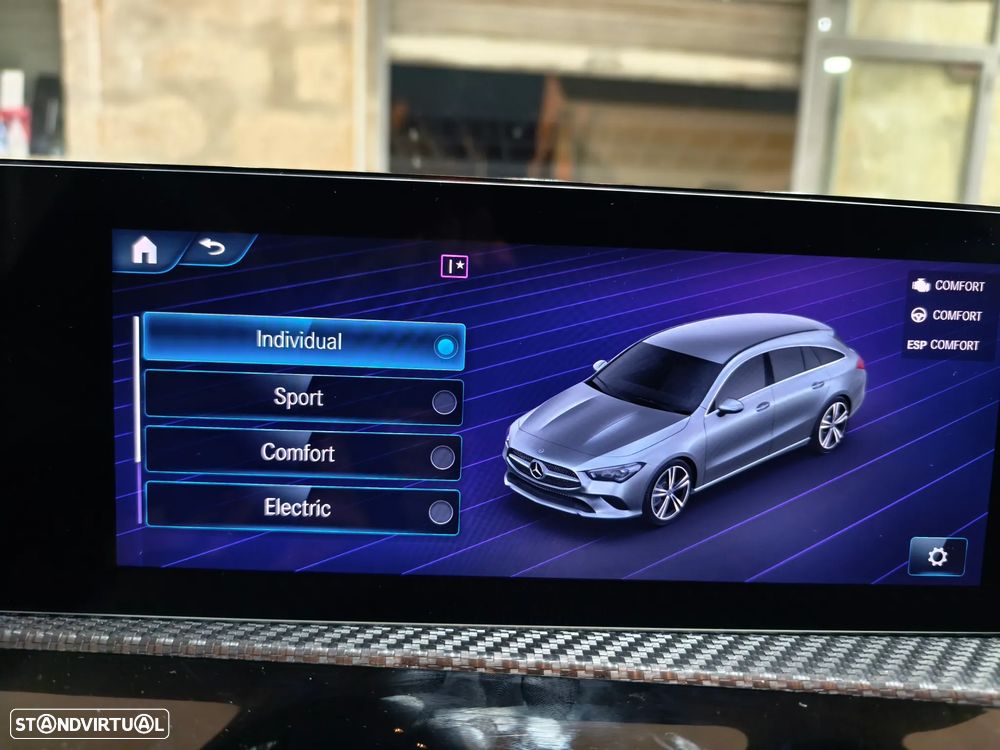 Mercedes-Benz CLA 250 e Shooting Brake Progressive - 24