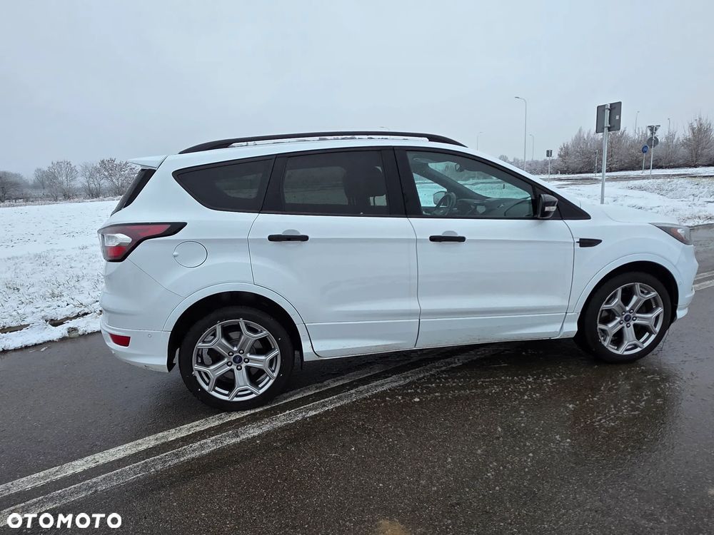 Ford Kuga 2.0 TDCi 4x4 ST-Line - 9