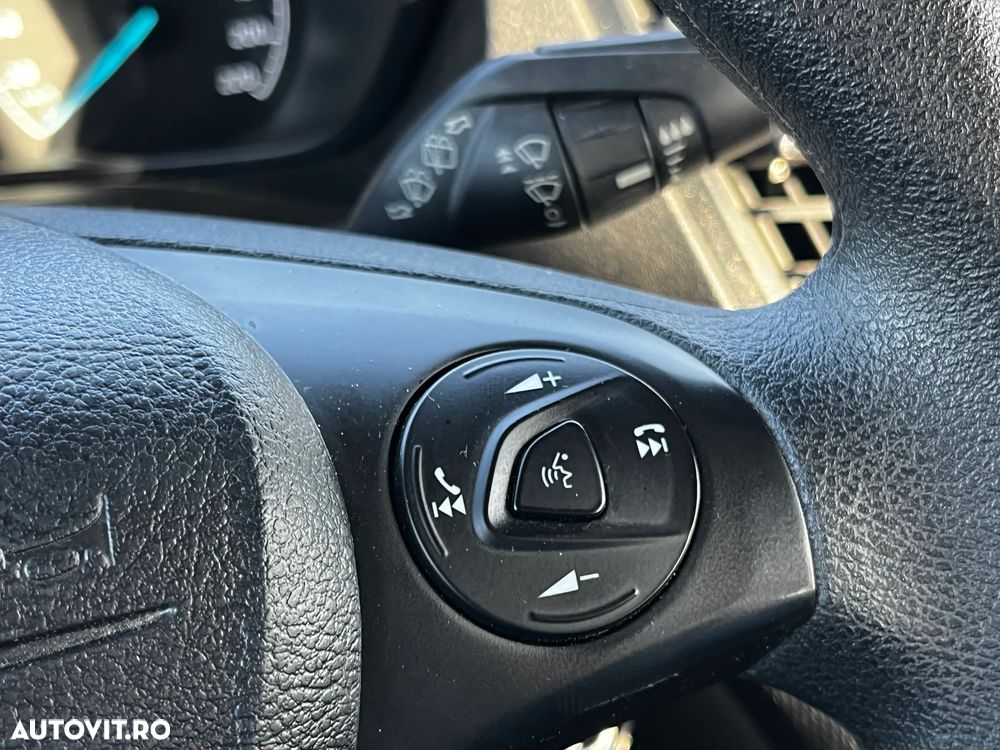 Ford Transit Connect - 16