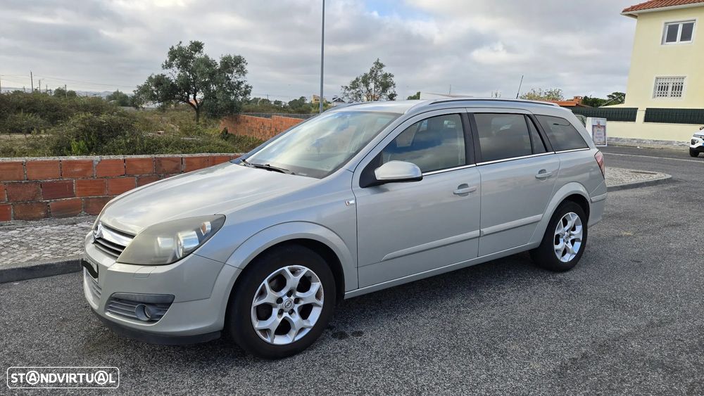 Opel Astra 1.3 CDTI Cosmo - 4