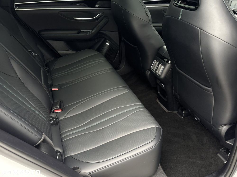BYD Seal U - 9