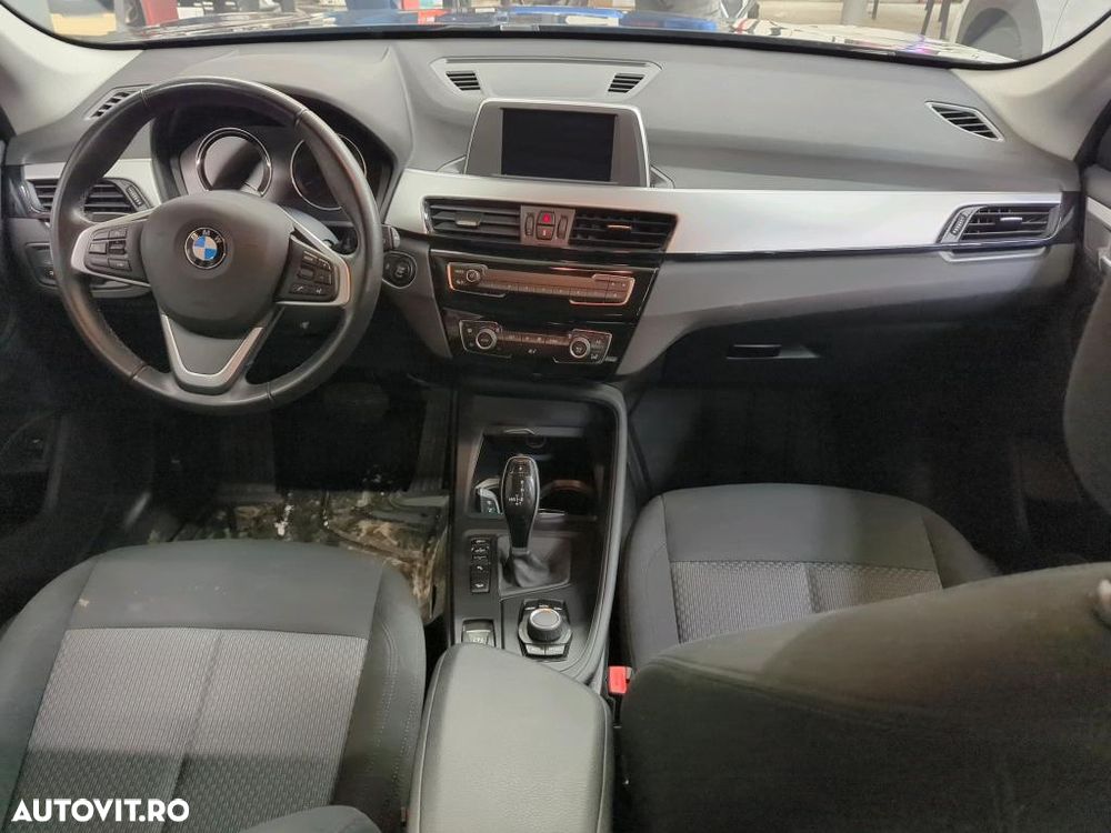 BMW X1 - 11