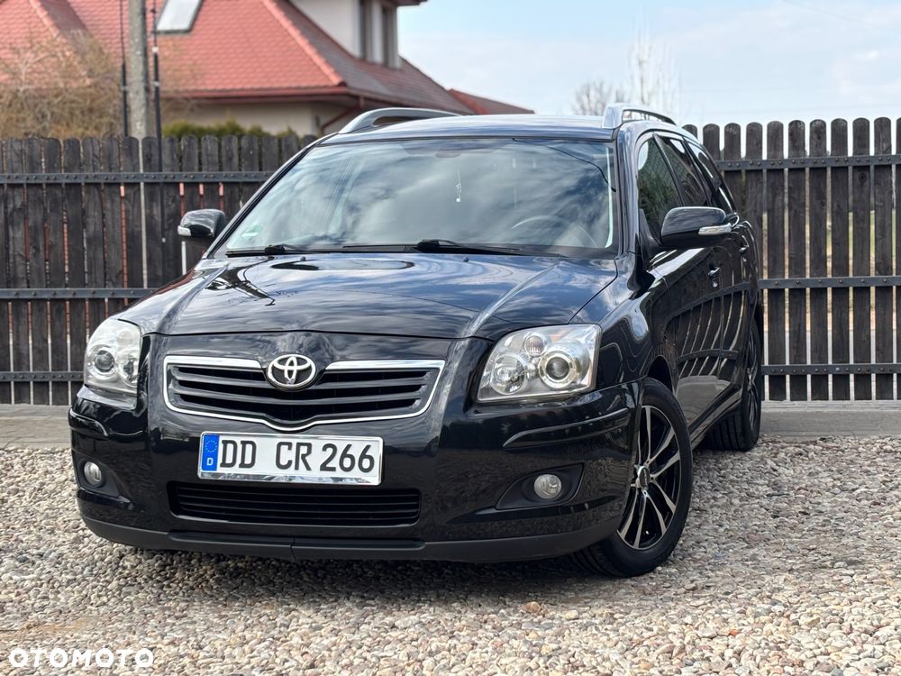 Toyota Avensis - 3