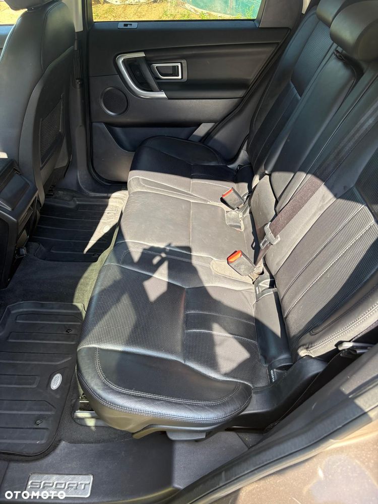 Land Rover Discovery Sport - 10