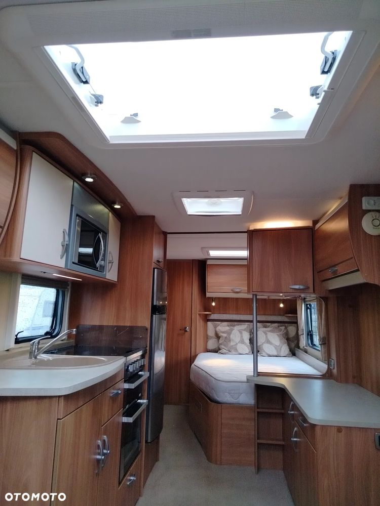 SWIFT Conqueror 630 - 11