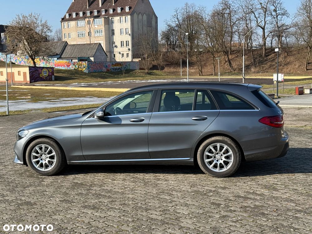 Mercedes-Benz Klasa C 180 - 16