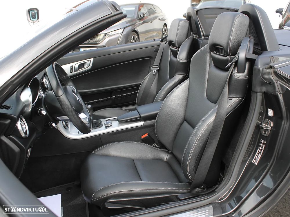 Mercedes-Benz SLC 200 - 8