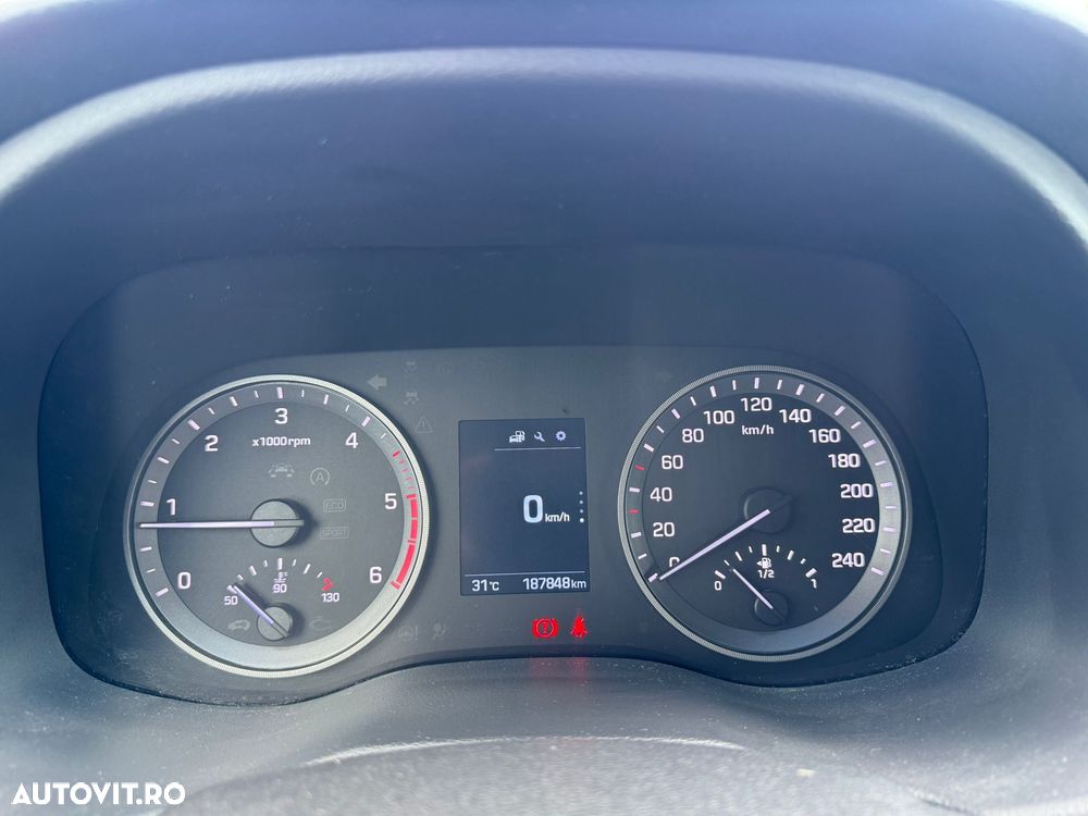 Hyundai Tucson blue 1.7 CRDi 2WD Style - 13