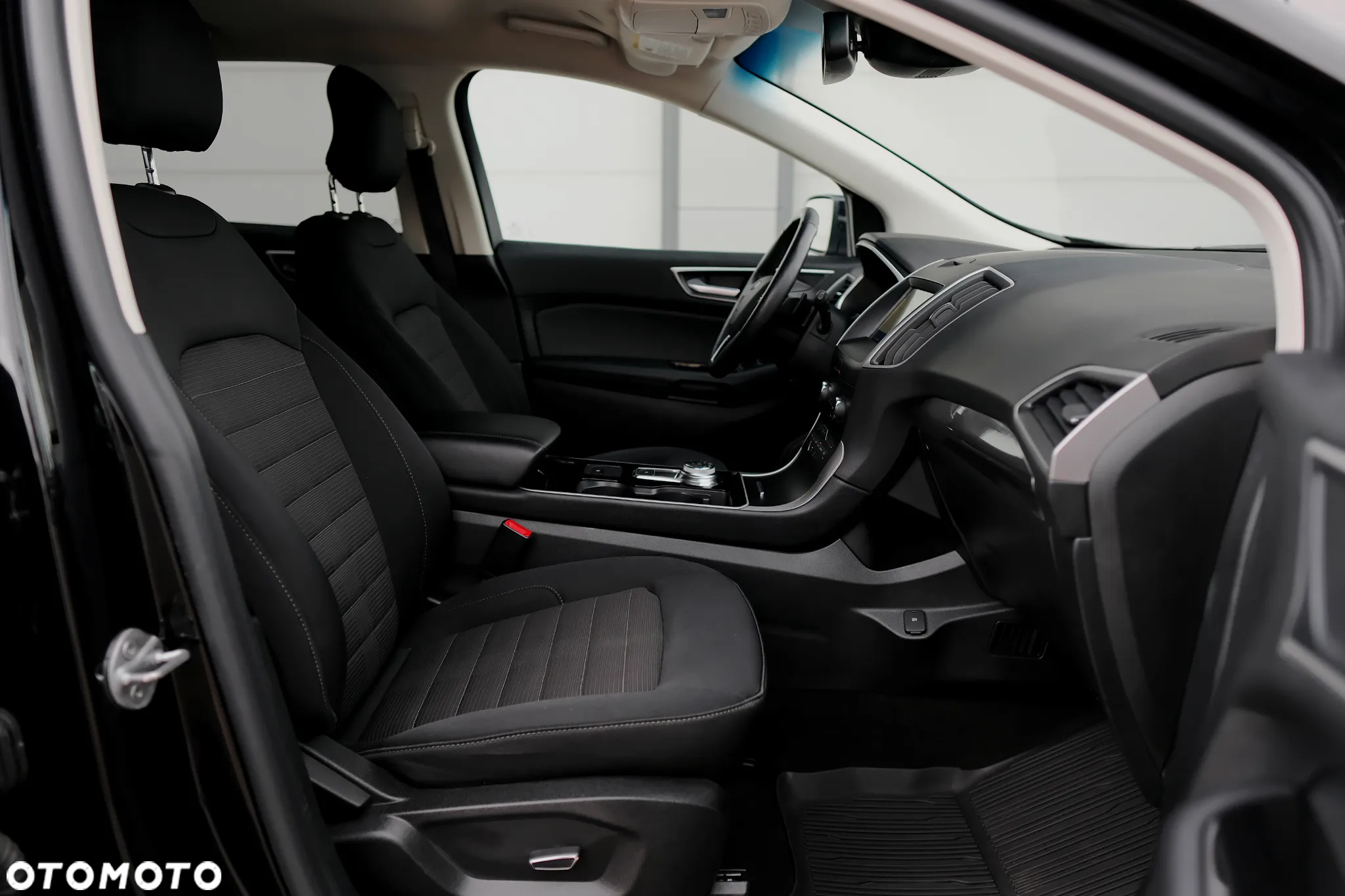 Ford Edge - 19