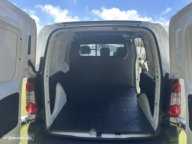 Citroën BERLINGO 3 LUGARES 100 CV - 7