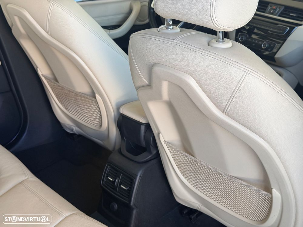 BMW X1 16 d sDrive Line xLine - 33