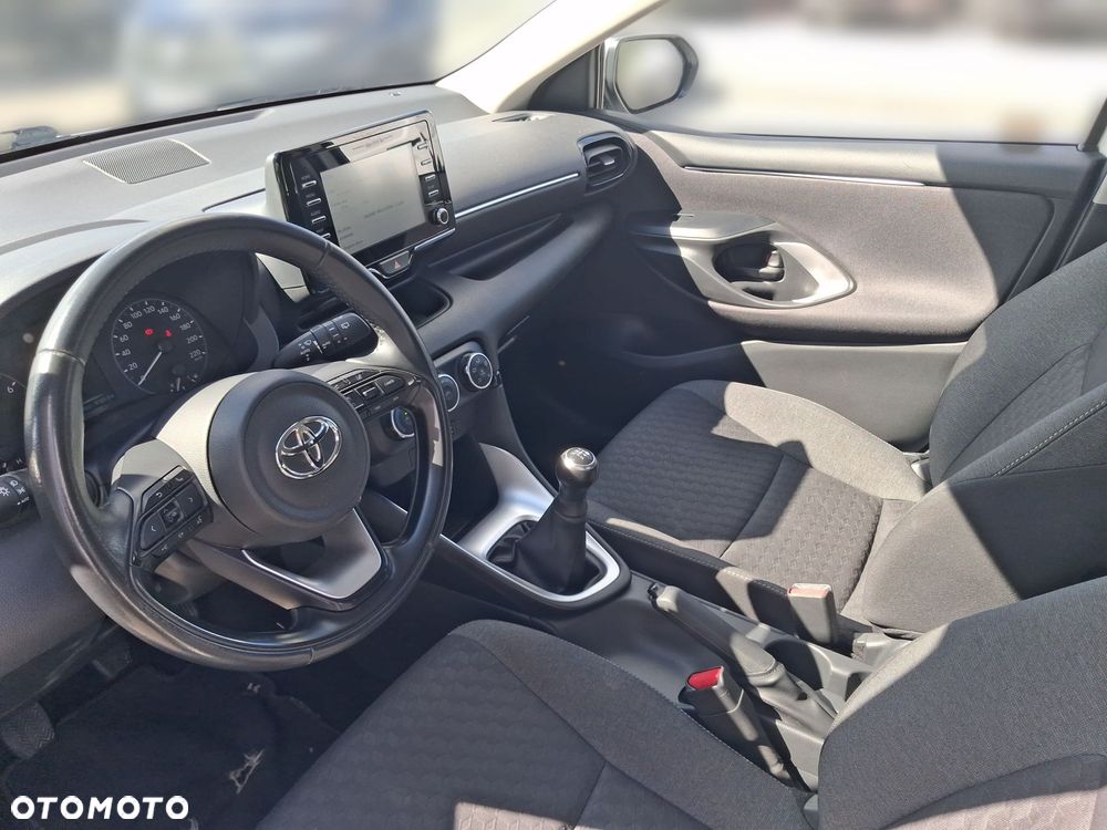 Toyota Yaris 1.0 Comfort - 10