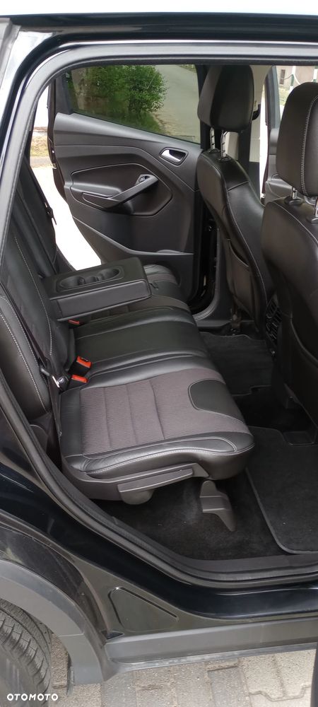 Ford Kuga 1.6 EcoBoost 2x4 Titanium - 10