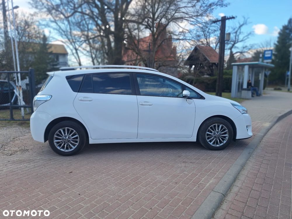 Toyota Verso 1.6 D-4D 5-Sitzer Start/Stop Comfort - 8