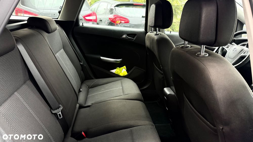 Opel Astra 1.4 Turbo Cosmo - 34