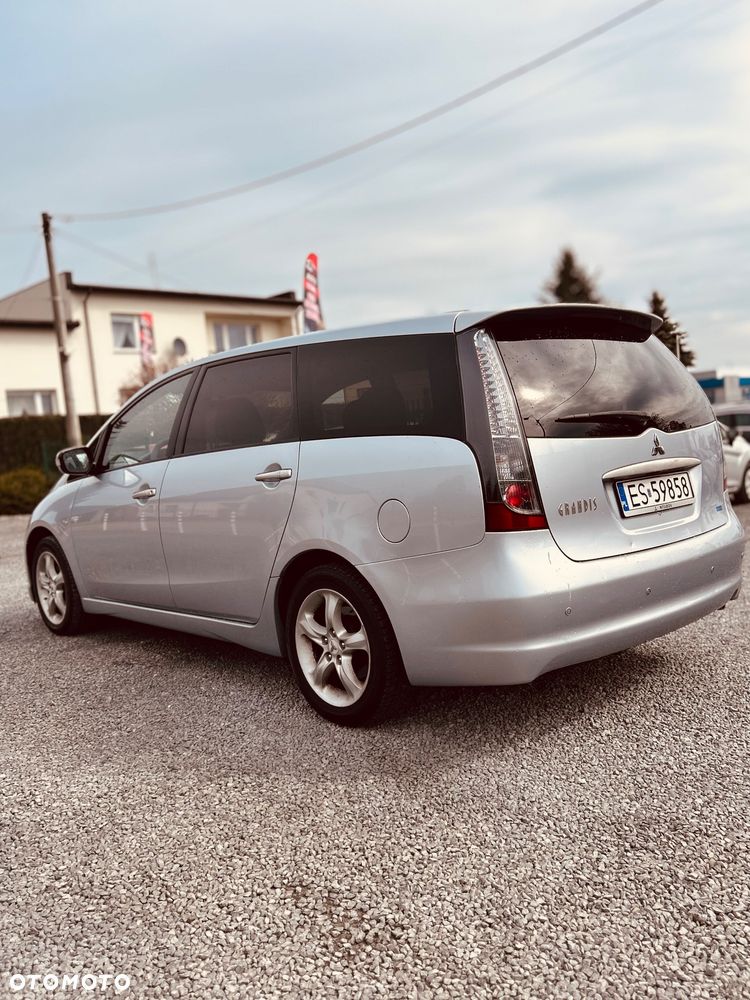 Mitsubishi Grandis 2.4 Intense (lea) - 4