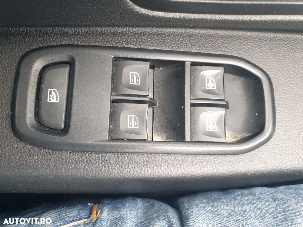 Dacia Duster Blue dCi 115 4WD Comfort - 27