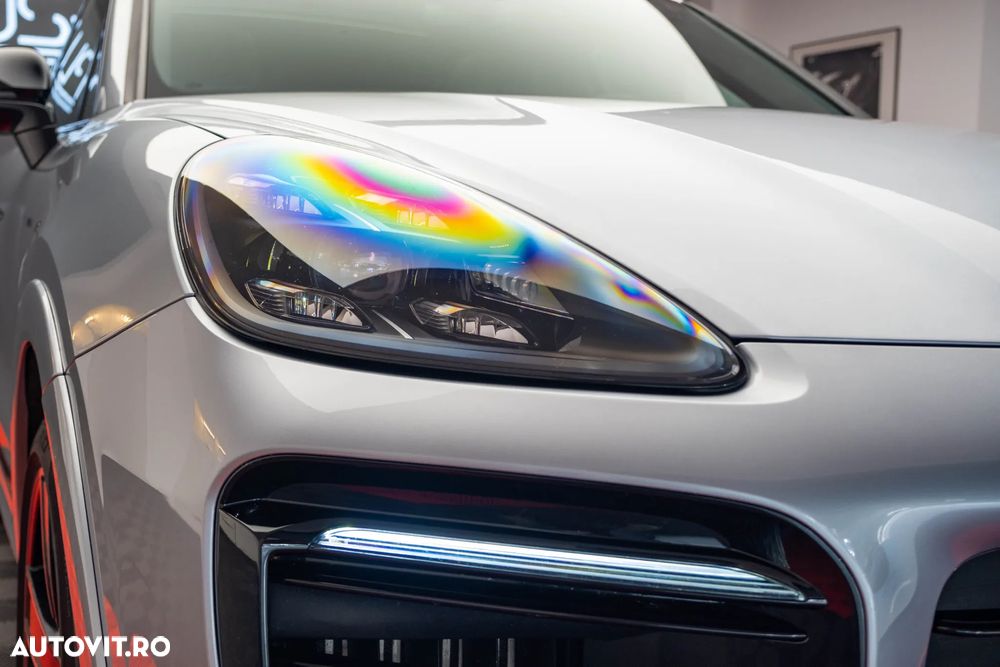 Porsche Cayenne Coupe S - 3