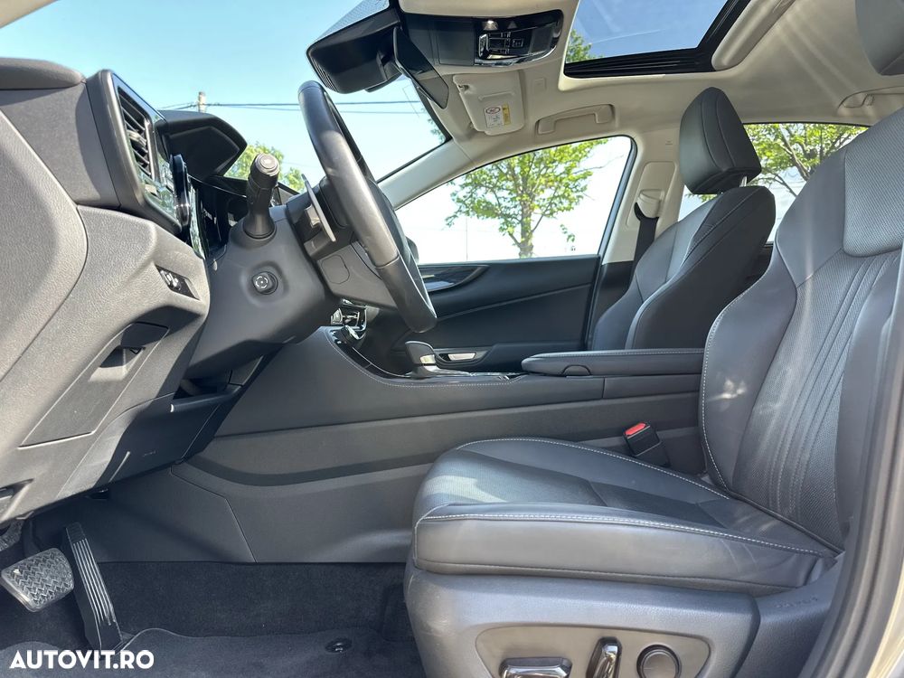 Lexus Seria NX 450h+ E-FOUR - 25